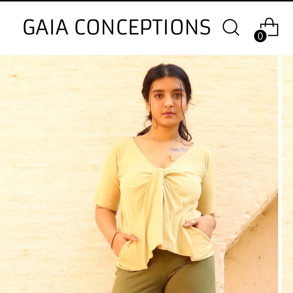 Gaia Conceptions Origami Crop Shirt sz Small